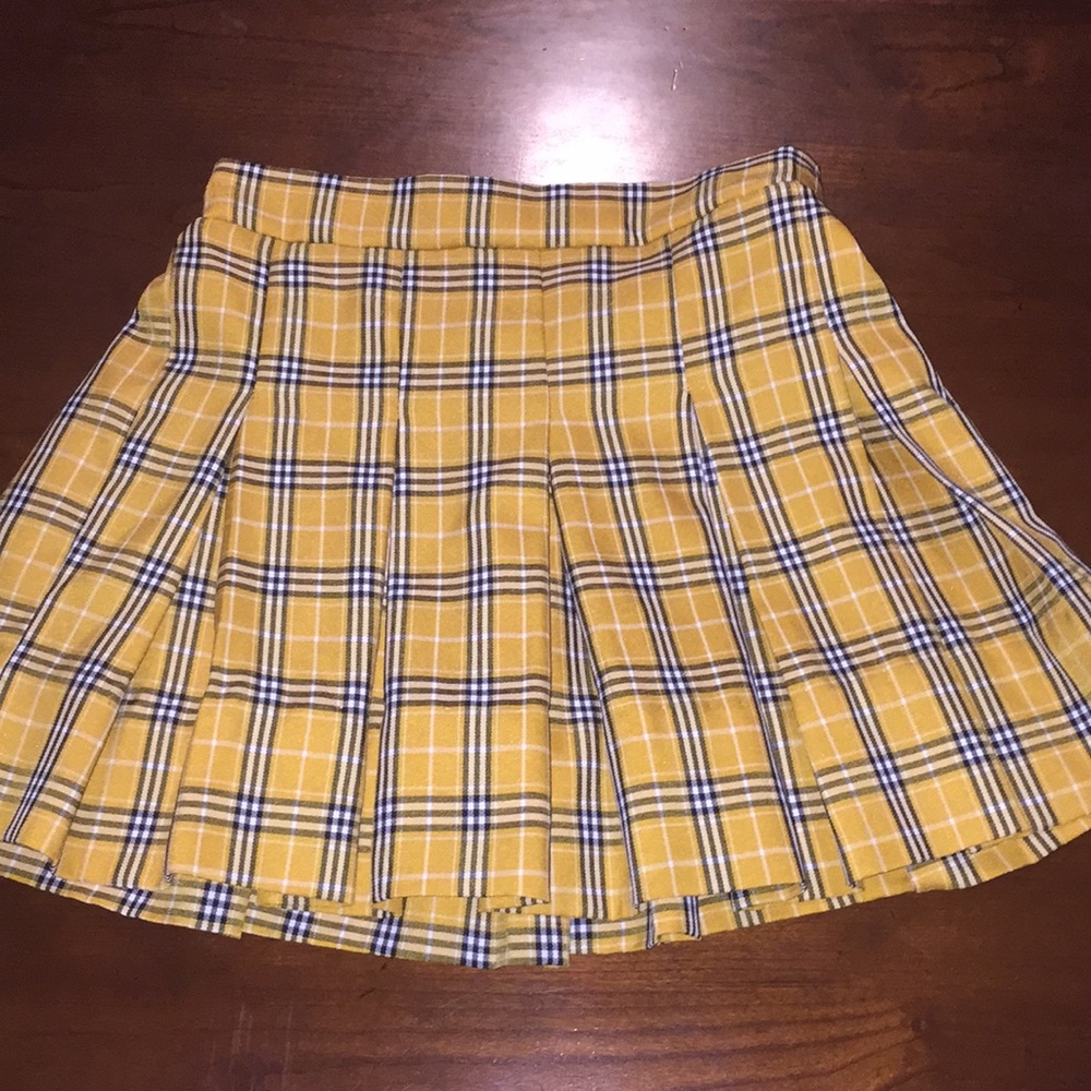Mini plaid skirt